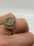 K71 Prachtige zilveren Mi Moneda ring goudkleur maat 17,25, Met strass, Goud, 17 tot 18, Ophalen of Verzenden