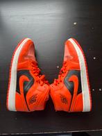 Air jordan 1 oranje zwart, Kleding | Heren, Schoenen, Ophalen of Verzenden, Zo goed als nieuw, Zwart
