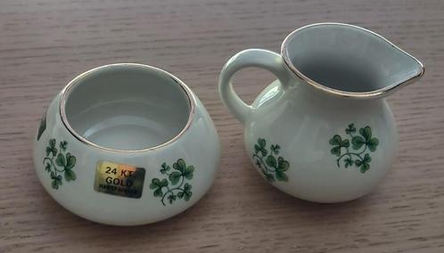 Iers suikerpotje melkkannetje klavertje 3, Antiek en Kunst, Curiosa en Brocante, Ophalen of Verzenden