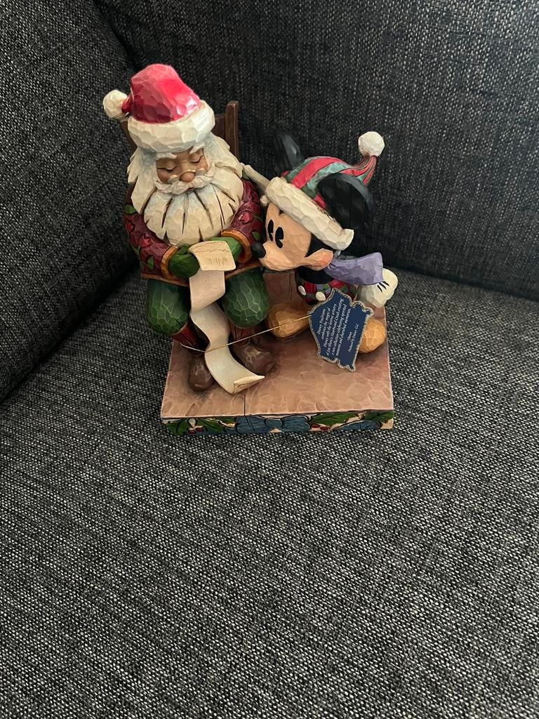 2 Disney kerst Traditions., Verzamelen, Disney, Ophalen of Verzenden, Mickey Mouse, Nieuw, Beeldje of Figuurtje