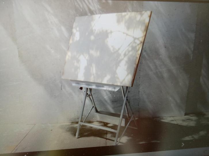 Tekentafel gebruikt op architectenbureau's met tekenmachine, Doe-het-zelf en Verbouw, Tekentafels, Gebruikt, Minder dan 130 cm