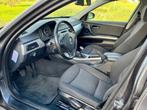 BMW 318i  EXECUTIVE  2006 ORG. NL CLIMA /PDC/NAP/18"/APK, Auto's, BMW, 4 cilinders, 129 pk, Grijs, Particulier