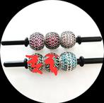 Pandora pave bol / rood, roze, blauw, Pandora, Ophalen of Verzenden, Zo goed als nieuw, 4 bedels of meer