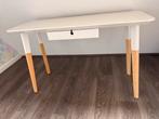IKEA Lisabo Bureau met Lade, Huis en Inrichting, Bureaus, Ophalen, Gebruikt, Bureau