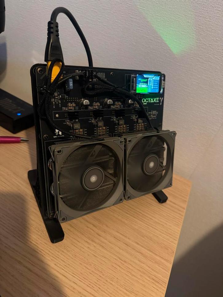 NerdOctaxe Bitcoin Miner  9,6 TH/s, Computers en Software, Overige Computers en Software, Zo goed als nieuw, Ophalen of Verzenden