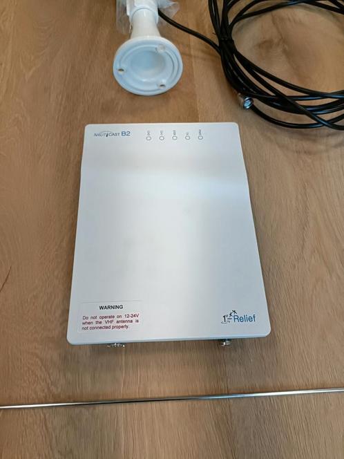 Nauticast B2 AIS Transponder inclusief antennes, Watersport en Boten, Navigatiemiddelen en Scheepselektronica, Nieuw, Communicatie