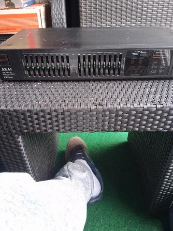 Akai EA-A2 Equalizer - Vintage Audio beschikbaar voor biedingen