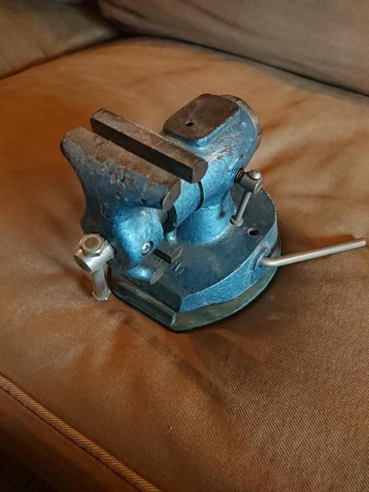 Horlogemakers Gereedschap Bankschroef & Aambeeld Zie Foto's, Antiek en Kunst, Antiek | Gereedschap en Instrumenten, Ophalen of Verzenden