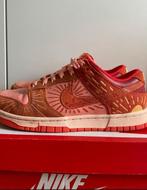 Nike Dunk Low Winter Solstice Maat 39, Ophalen of Verzenden, Zo goed als nieuw, Oranje, Sneakers of Gympen