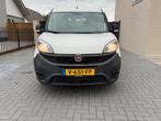 Zeer nette en goed onderhouden Doblo van 2017met 150000km, Auto's, Voorwielaandrijving, Stof, 4 cilinders, Wit