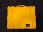 Peli Case 1600 - Geel - Beschermkoffer, Ophalen