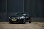 Volvo V60 Drive Start/stop 115pk 2012 Zwart, Auto's, Volvo, Voorwielaandrijving, Euro 5, Stof, Zwart