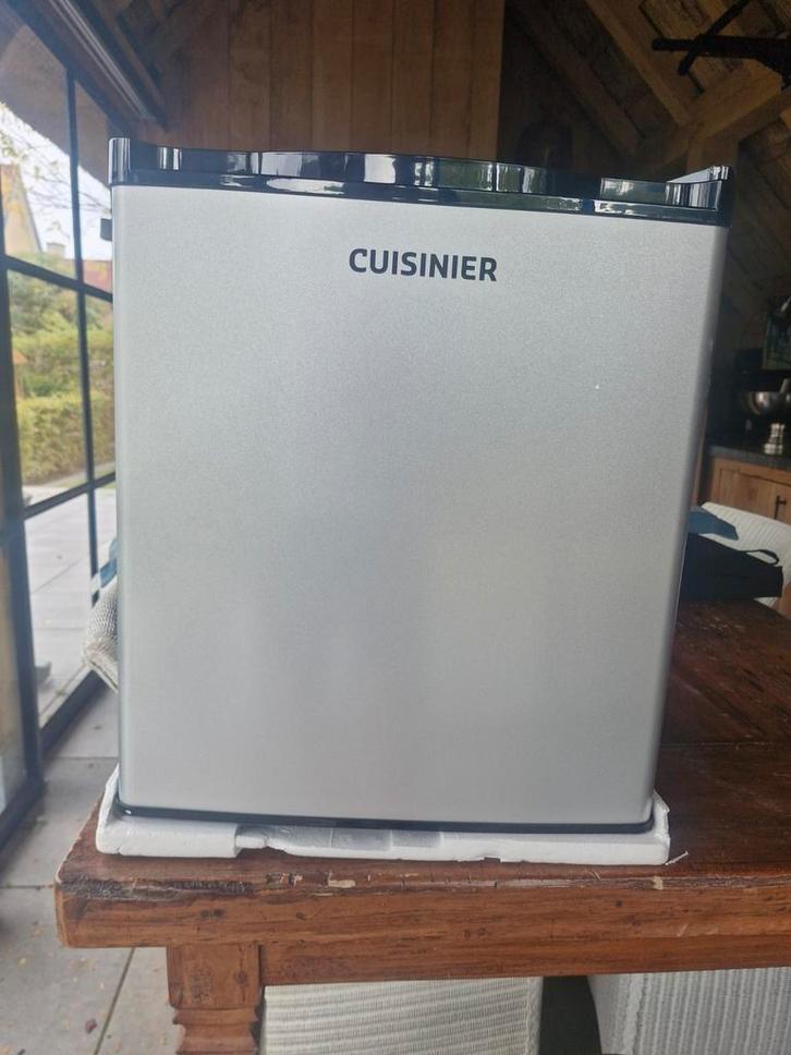 Kleine Cuisinier Koelkast - Ideaal voor studenten!, Witgoed en Apparatuur, Koelkasten en IJskasten, Zo goed als nieuw, Zonder vriesvak