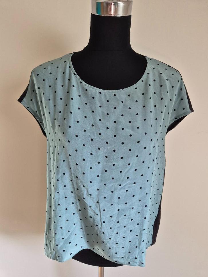 Top132 - Lichtblauw Luisa Cerano shirt maat 34 (1), Kleding | Dames, T-shirts, Zo goed als nieuw, Maat 34 (XS) of kleiner, Blauw