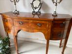 Klassieke side table, Huis en Inrichting, Tafels | Sidetables, Ophalen, Zo goed als nieuw, 25 tot 50 cm, Rechthoekig
