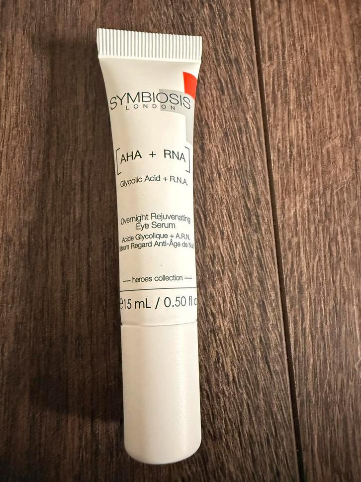 Nieuw Symbiosis London AHA + RNA Overnight Eye Serum, 15 ml, Sieraden, Tassen en Uiterlijk, Uiterlijk | Gezichtsverzorging, Nieuw