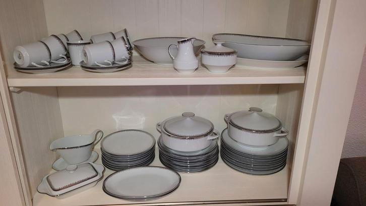 Winterling servies 9-delig - Nieuwstaat, Huis en Inrichting, Keuken | Servies, Nieuw, Compleet servies, Overige stijlen, Porselein