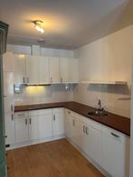 Complete keuken | Incl. Vaatwasser, koelkast, inductieplaat, Ophalen, Gebruikt, Bruin, Hoekkeuken