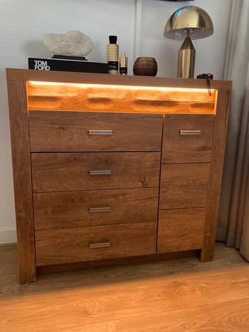 Commode/ ladenkast Vzv Ledverlichting,  walnoot kleur beschikbaar voor biedingen