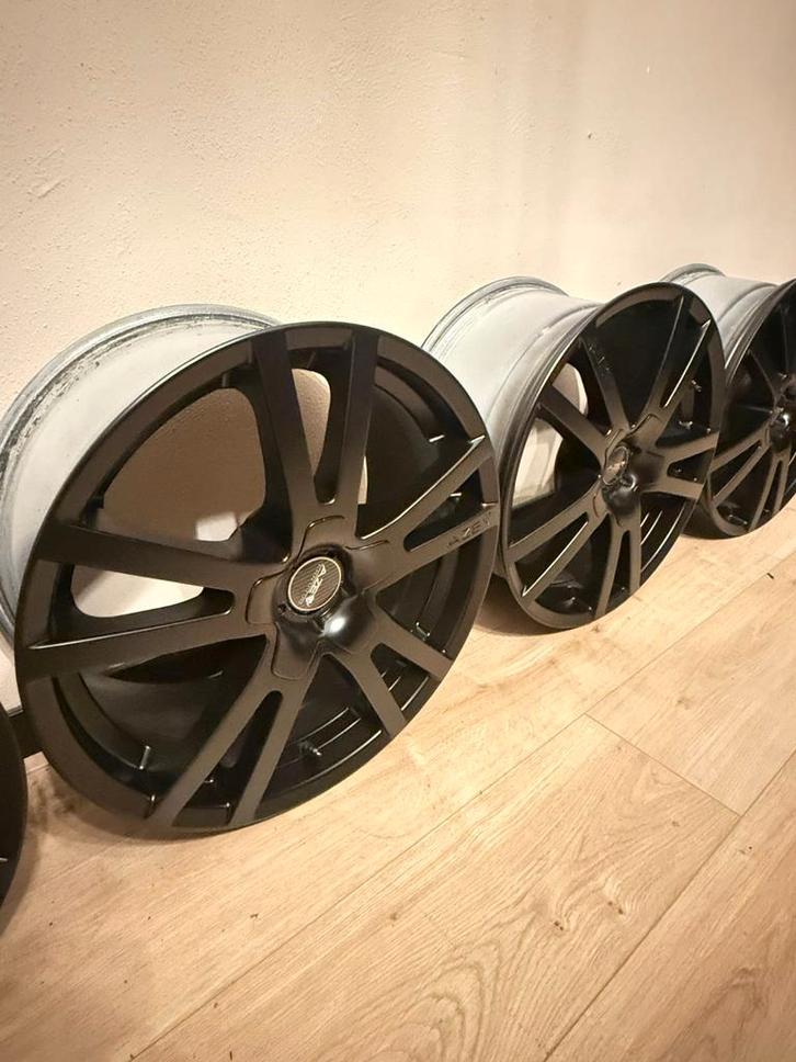 Azev P Nero 18 inch velgen, Auto-onderdelen, Banden en Velgen, Velg(en), Zomerbanden, 18 inch, Gebruikt, Ophalen of Verzenden