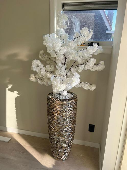 Schelpenvazen met bloesemboom, Huis en Inrichting, Woonaccessoires | Kunstplanten en Kunstbloemen, Zo goed als nieuw, Ophalen of Verzenden