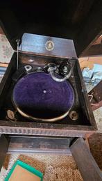 OUDE ANTIEKE GRAMAFOON  MET PLATEN, Antiek en Kunst, Antiek | Tv's en Audio, Ophalen
