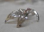 Zilveren vintage broche sierlijk blad nr.565, Sieraden, Tassen en Uiterlijk, Broches, Verzenden, Minder dan 4 cm, Zo goed als nieuw