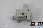 Stelelement voor tankklep Audi A4 B7 8E0862153A, Gebruikt