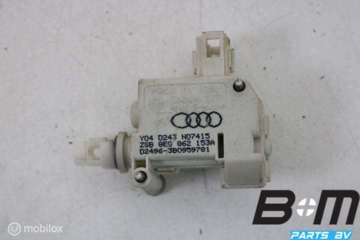 Stelelement voor tankklep Audi A4 B7 8E0862153A, Auto-onderdelen, Overige Auto-onderdelen, Gebruikt