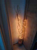 Vaas met lichtjes takken, Huis en Inrichting, Woonaccessoires | Kandelaars en Kaarsen, Ophalen, Zo goed als nieuw, Overige materialen