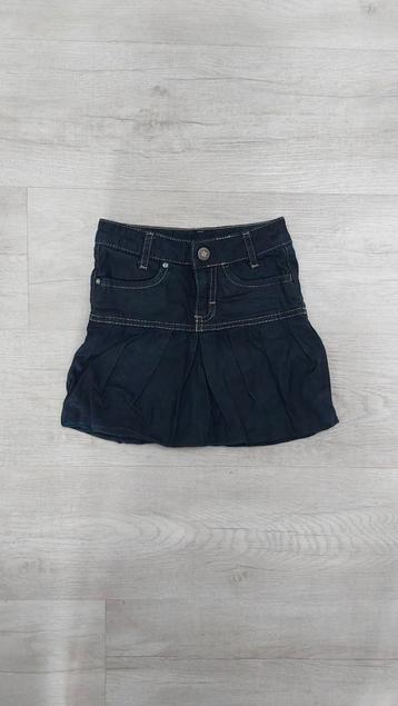 Spijkerrokje maat 104 beschikbaar voor biedingen