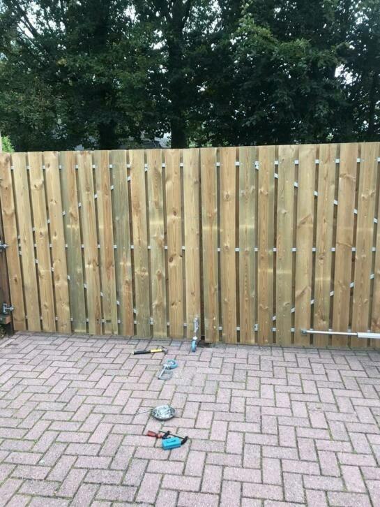 Schuttingdeuren nieuw veel op voorraad  alle maten mogelijk, Tuin en Terras, Tuinpoorten, Nieuw, Hout, 150 tot 200 cm, 200 cm of meer