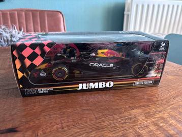 Max Verstappen RB19-2023 1:24 beschikbaar voor biedingen