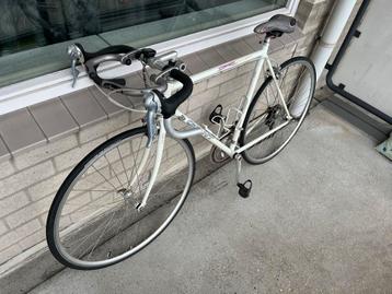 Giant Racefiets beschikbaar voor biedingen