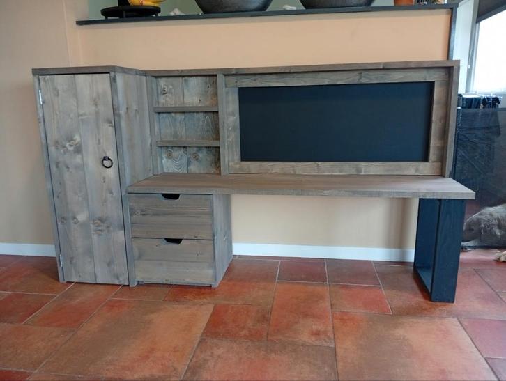 Nieuw leuk stevig speelmeubel steigerhout, Kinderen en Baby's, Kinderkamer | Tafels en Stoelen, Nieuw, Tafel(s), Ophalen of Verzenden