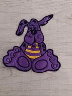 Applicatie plaatje grappige paarse hond NIEUW, Hobby en Vrije tijd, Naaien en Fournituren, Ophalen of Verzenden, Nieuw, Applicatie