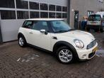 MINI Cooper 1.6 One Chili CLIMA LM VELGEN ELEK. PAKKET, Auto's, Voorwielaandrijving, Euro 5, Gebruikt, 4 stoelen