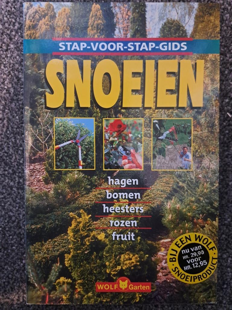 Snoeien stap voor stap gids - ISBN: 9789021599144, Ophalen of Verzenden, Christopher Brickell, Tuinieren en Tuinplanten