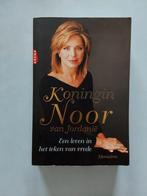 Koningin Noor van Jordanië, Boeken, Biografieën, Politiek, Ophalen of Verzenden, Zo goed als nieuw