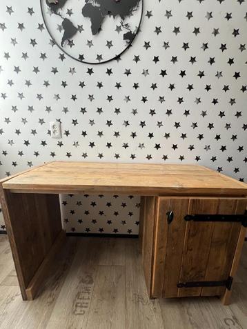 Buro van steigerhout 120x50x73 hoog + bed  beschikbaar voor biedingen