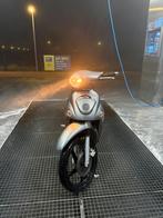 Kmyco people BJ 2005 2T, Ophalen, Tweetakt, Maximaal 45 km/u, Zo goed als nieuw