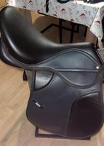 HORKA VEELZIJDIGHEID ZADEL 18 INCH, Dieren en Toebehoren, Paarden en Pony's | Zadels, Ophalen of Verzenden