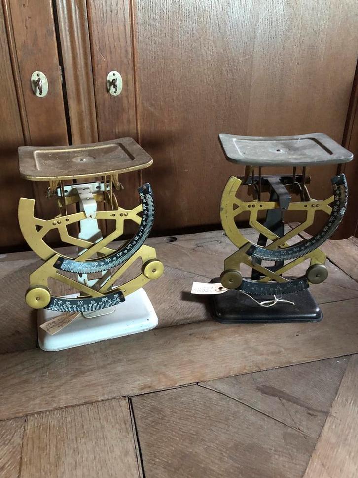 Twee Antieke Brievenweegschalen, Antiek en Kunst, Antiek | Gereedschap en Instrumenten, Ophalen of Verzenden