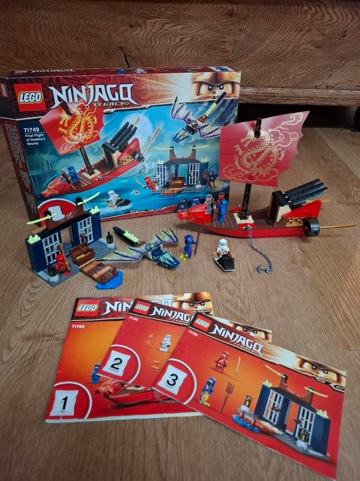71749 LEGO Ninjago Laatste tocht van Destiny's Bounty, ZGAN!, Kinderen en Baby's, Speelgoed | Duplo en Lego, Zo goed als nieuw
