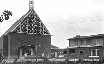(304-073-005) Lopik Geref. Kerk met Pastorie beschikbaar voor biedingen