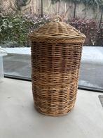 Stevige rieten mand - 60cm hoog, 40cm doorsnede, Huis en Inrichting, Gebruikt, Mand, Rond, Ophalen of Verzenden