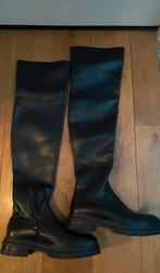 Gloednieuwe zwarte Omodo laarzen tot over de knie 40, Kleding | Dames, Schoenen, Ophalen of Verzenden, Zo goed als nieuw, Zwart