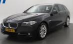 BMW 5-Serie 2.0 520D Touring AUT 2014 Zwart, Auto's, Achterwielaandrijving, 1995 cc, Zwart, Zwart