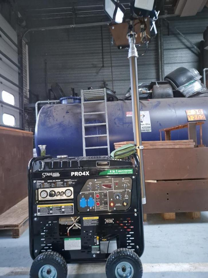 Stahlwerk 4 in 1 plus 50 tons krik en jumpstarter, Doe-het-zelf en Verbouw, Gereedschap | Handgereedschap, Nieuw, Ophalen