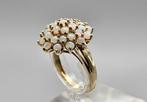 Gouden vintage ring met edelsteen opaal. 2025/379., Overige kleuren, ., Ophalen of Verzenden, Zo goed als nieuw